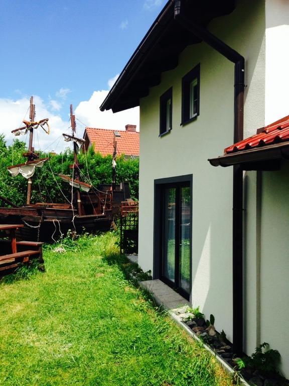 Villa Konik Morski Рева Екстериор снимка