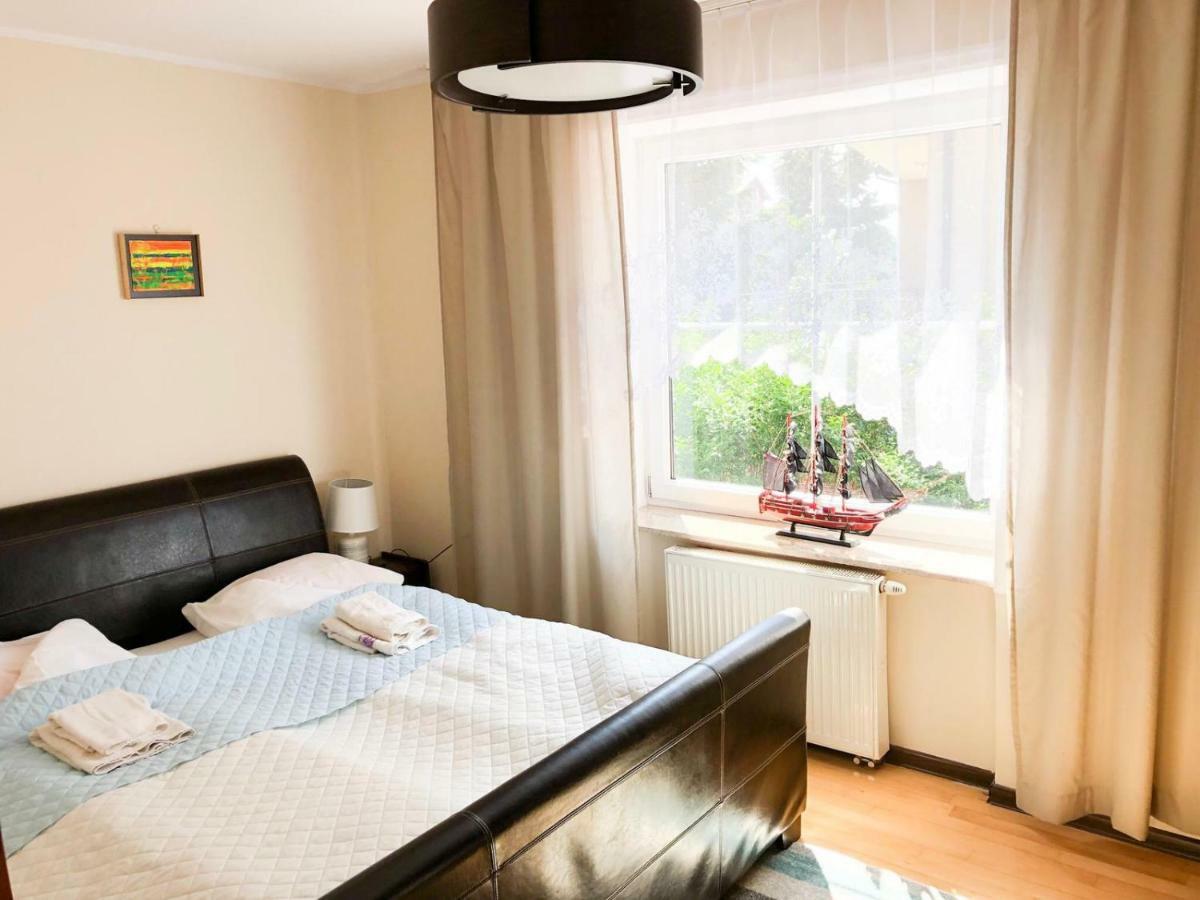 Villa Konik Morski Рева Екстериор снимка